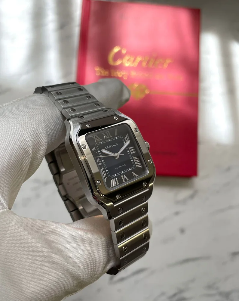 De Cartier Blue Dial Medium 2024